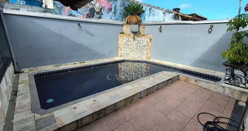 Casa com 2 dormitórios à venda, 120 m² por R$ 850.000,00 - Maracanã - Praia Grande/SP