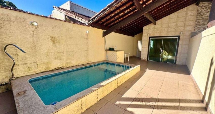 Casa com 3 dormitórios à venda, 112 m² por R$ 750.000 - Vila Guilhermina - Praia Grande/SP