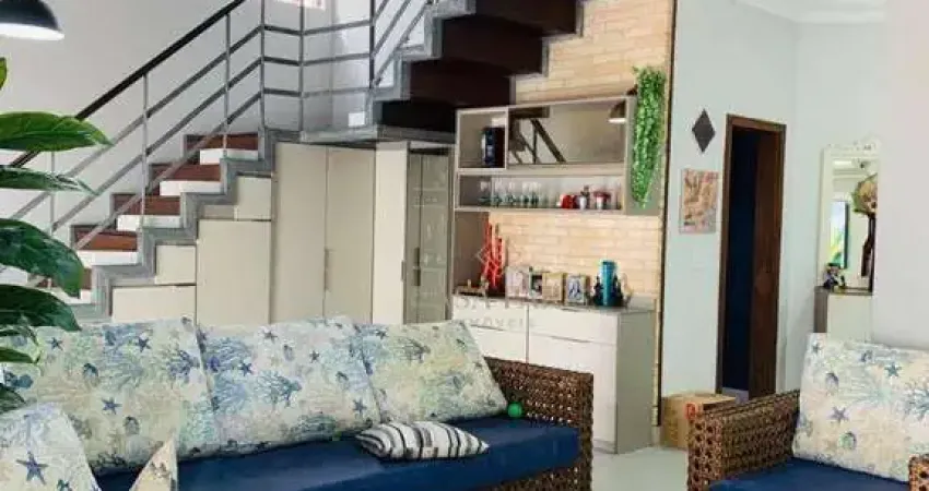 Sobrado com 4 dormitórios à venda, 280 m² por R$ 2.200.000,00 - Canto do Forte - Praia Grande/SP