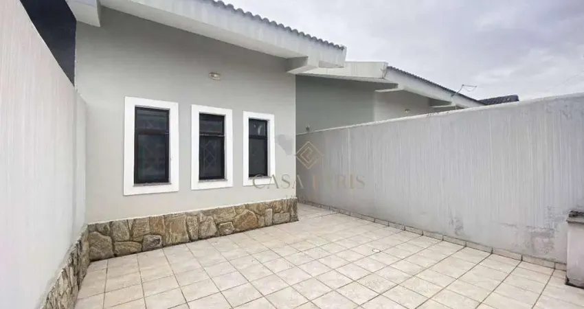 Sobrado com 2 dormitórios à venda, 140 m² por R$ 485.000,00 - Maracanã - Praia Grande/SP