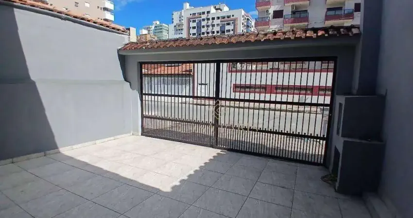 Casa com 2 dormitórios à venda, 85 m² por r$ 490.000 - tupi - praia grande/sp