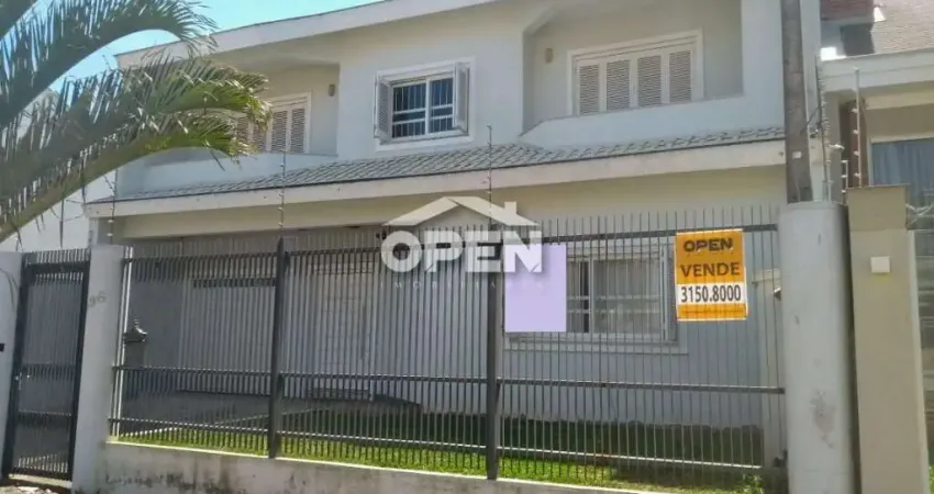 Sobrado 4 dormitórios, 1 suíte, espaço gourmet e 4 vagas – Moinhos de Vento, Canoas