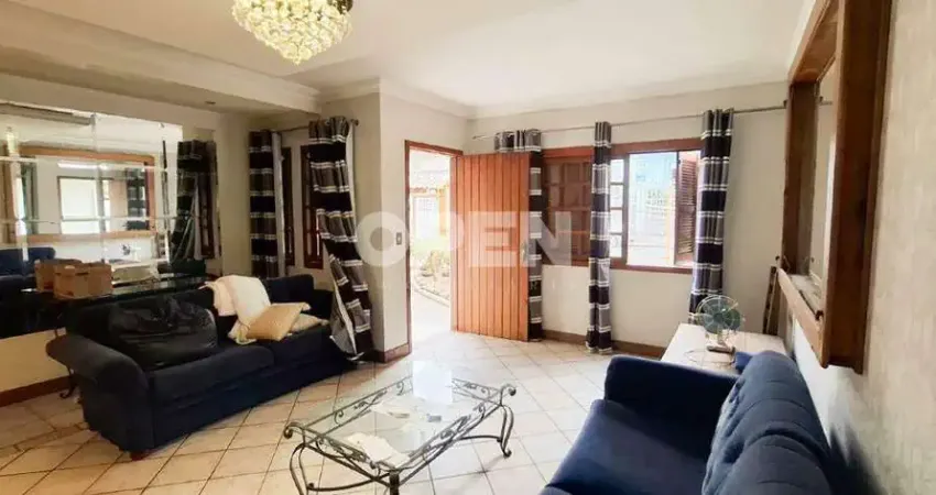 Casa semi mobiliada com 4 dormitórios (3 suítes) – 270 m² e excelente localização