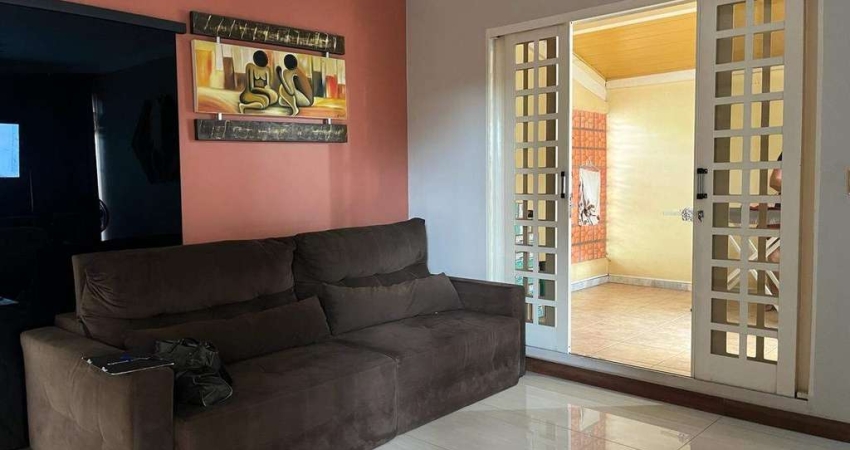 Casa à venda, 4 quartos, 1 suíte, 5 vagas, Castelo - Belo Horizonte/MG