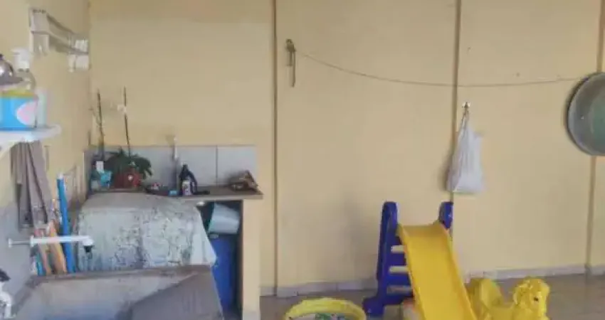 Casa com 2 quartos à venda na Avenida Tereza Pelegrinete Mota, Jardim Roberto Selmi Dei, Araraquara