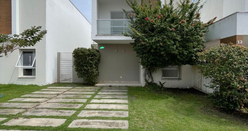 Casa com 3 quartos em condomínio no Sim