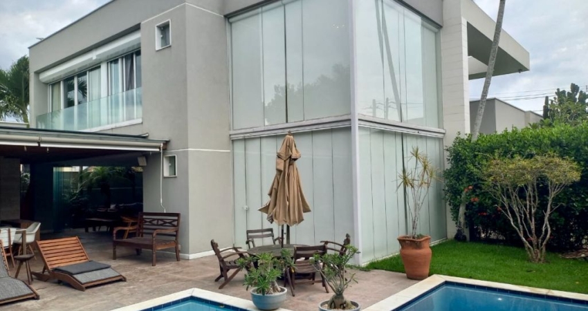 Casa com 4 quartos e piscina á venda em condomínio no Sim, Feira de Santana- Ba.