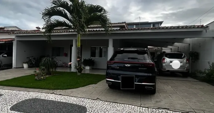 Casa em condomínio fechado com 5 quartos à venda na Rua Senador Quintino, 2771, Eucalipto, Feira de Santana