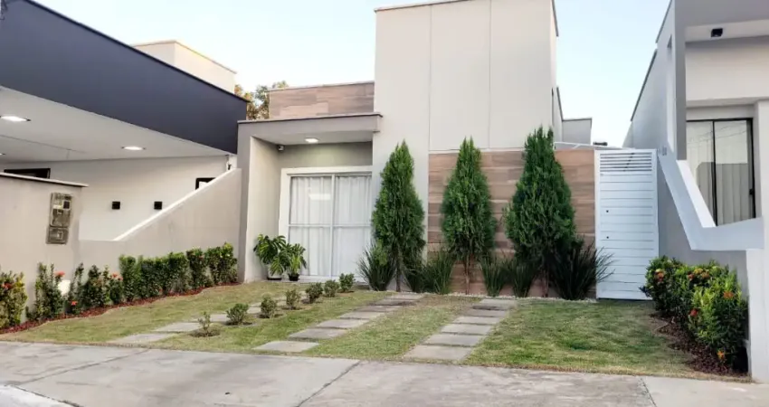 Casa com 2 quartos á venda em condomínio no bairro Sim.