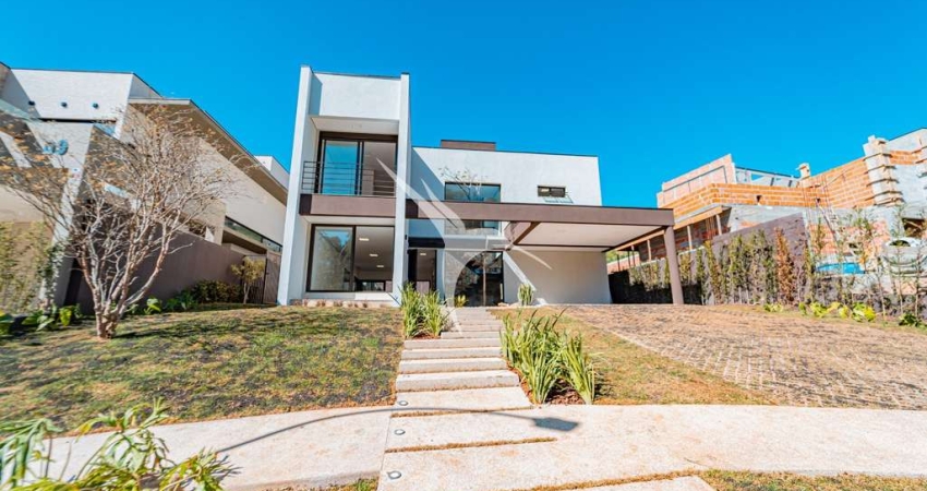 Casa em condomínio fechado com 4 quartos à venda no Granja Viana, Cotia 