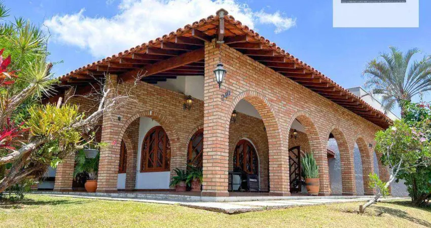 Casa com 6 dormitórios à venda, 480 m² por R$ 2.490.000,00 - Condomínio Estância Marambaia - Vinhedo/SP