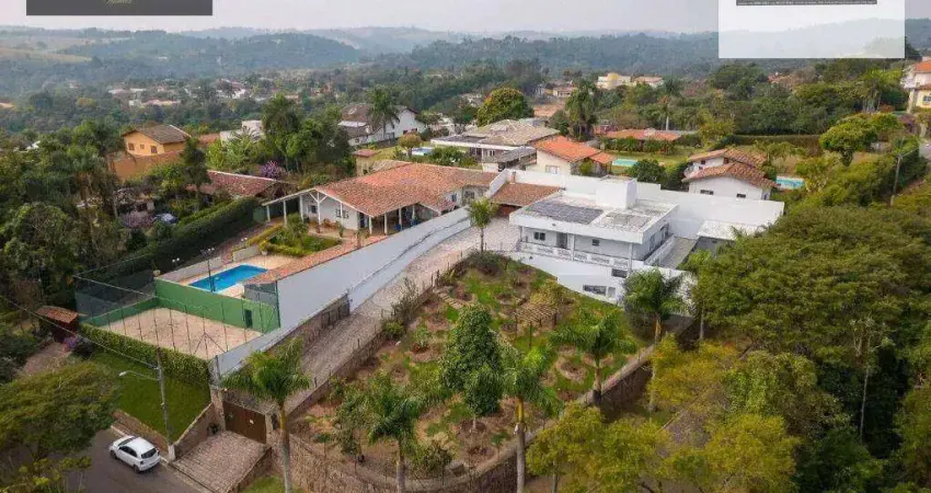 Casa com 3 dormitórios à venda, 197 m² por R$ 1.490.000,00 - Canjaranas - Vinhedo/SP