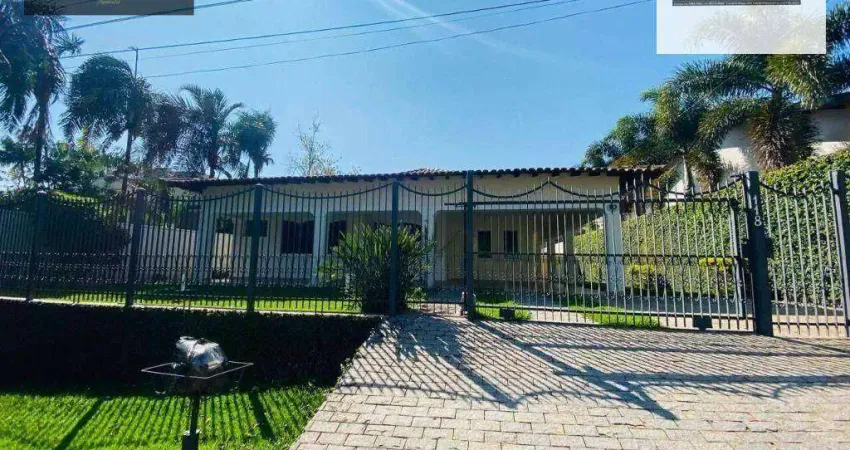 Casa térrea com 3 dormitórios, 430 m² - venda por R$ 2.350.000 ou aluguel por R$ 10.223/mês - Marambaia - Vinhedo/SP