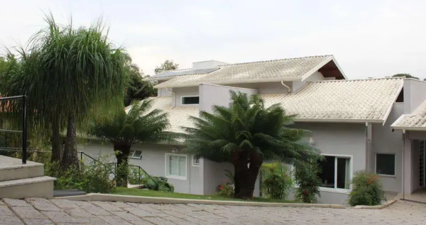 Casa com 4 dormitórios à venda, 700 m² por R$ 4.500.000,00 - Condomínio Estância Marambaia - Vinhedo/SP