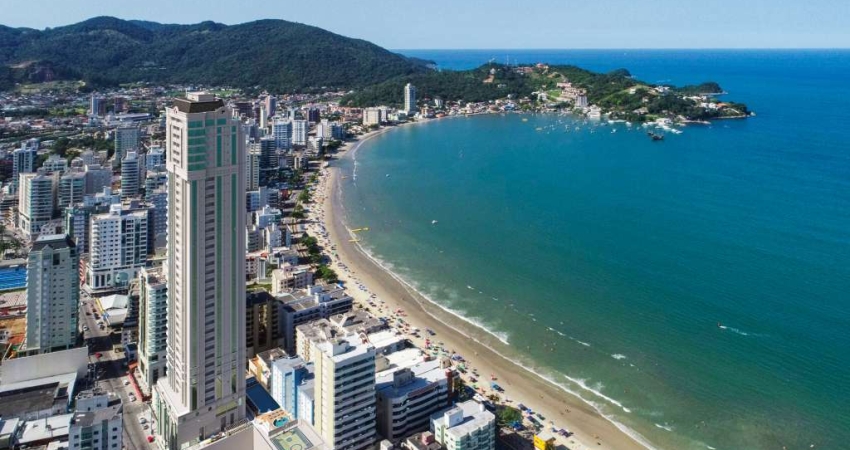 Apartamento com 4 quartos à venda na Rua 137, Centro, Itapema