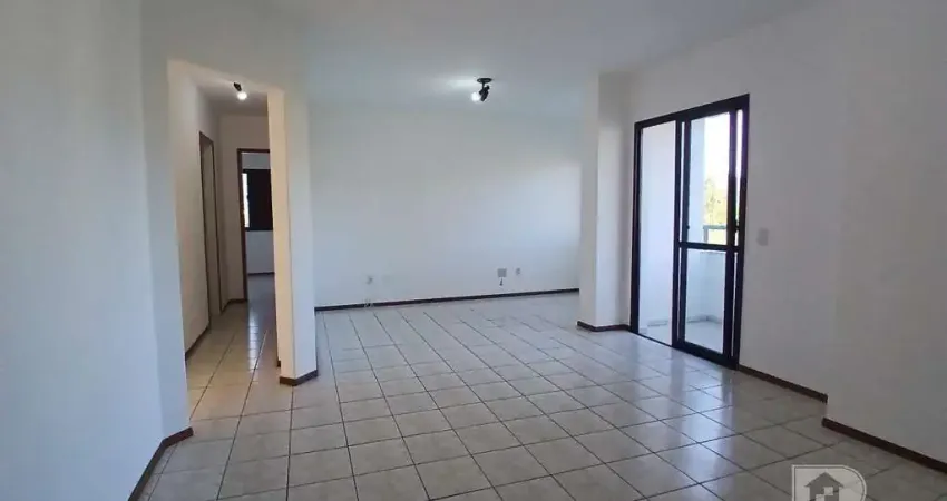 Apartamento com 3 quartos para alugar na Rua Professora Maria Flora Pausewang, Trindade, Florianópolis