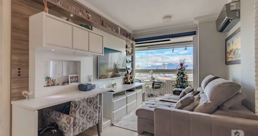 Apartamento com 2 quartos à venda na Rua Manoel Loureiro, Barreiros, São José