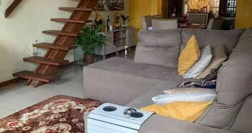 Lindo Sobrado no Simões Lopes 3 Dormitórios c/uma Suíte