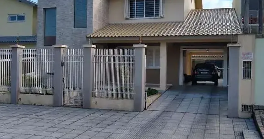 Casa com 3 quartos à venda na Rua Orlando Brizolara Azevedo, Três Vendas, Pelotas