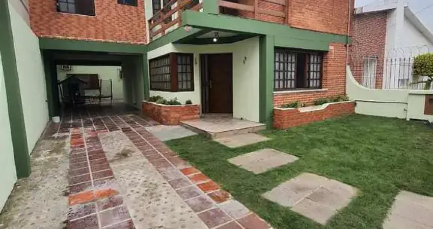 Casa com 5 quartos à venda na Rua Barros Cassal, Areal, Pelotas