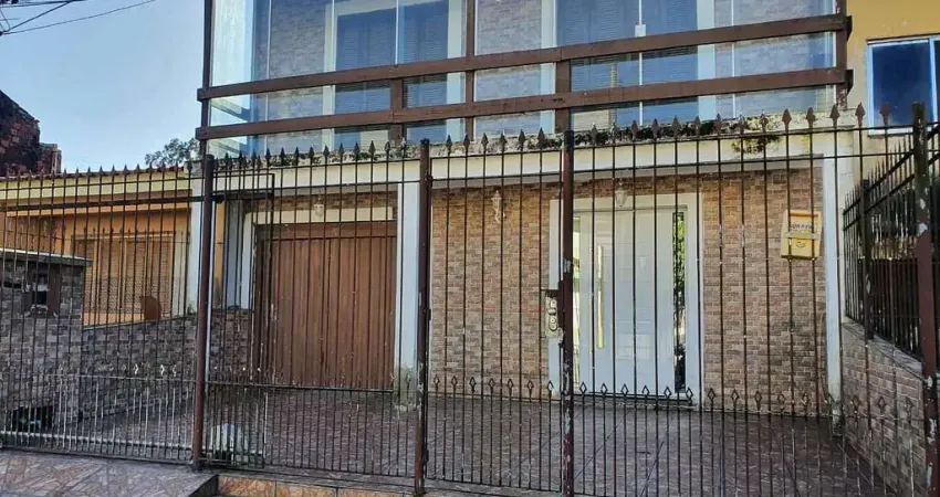 Casa com 3 quartos à venda na Rua Comendador Henrique Lorea, Areal, Pelotas