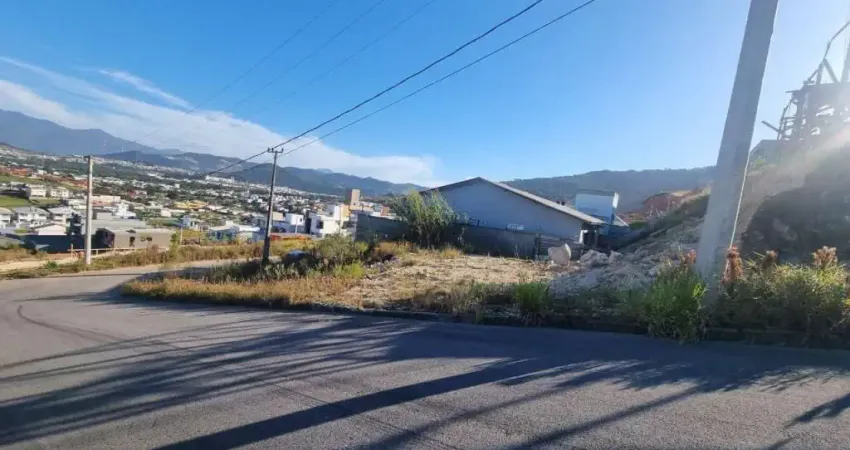 Terreno à venda na Rua Tomáz Domingos da Silveira, São Sebastião, Palhoça