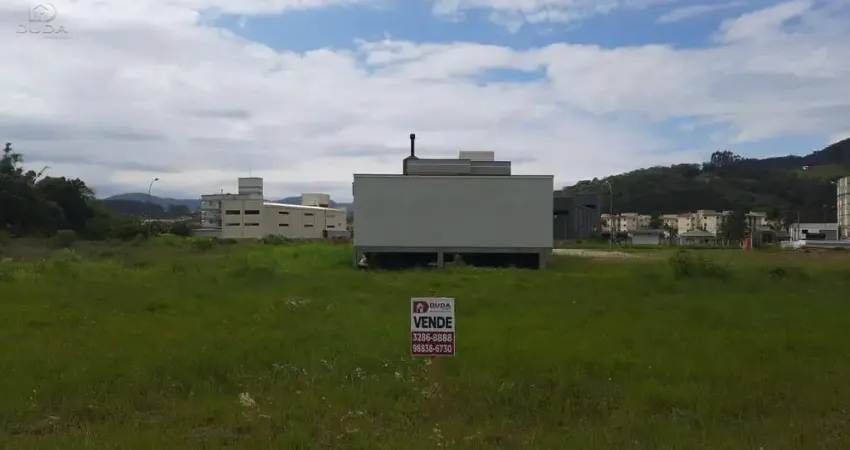 Terreno à venda na Vila Becker, Santo Amaro da Imperatriz 