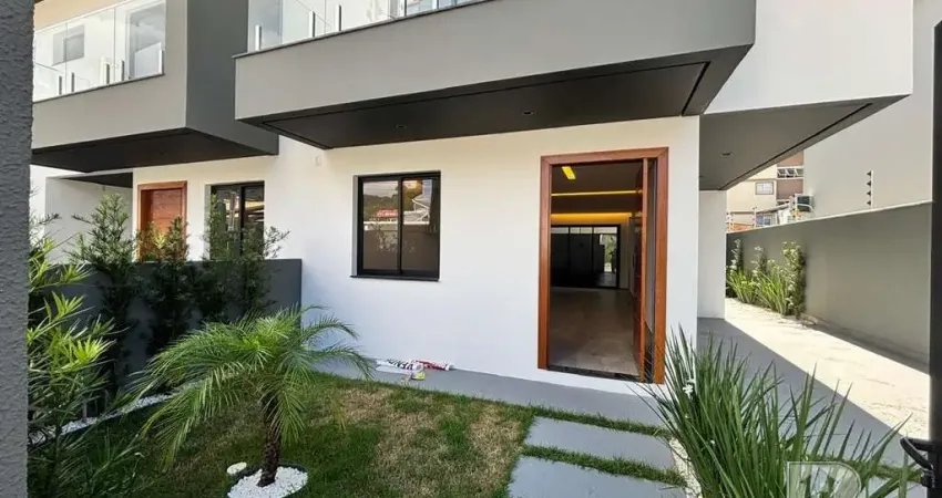 Casa com 3 quartos à venda na Rua Verona, Pagani, Palhoça
