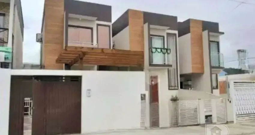 Casa com 2 quartos para alugar na Rua Major Lara Ribas, Bela Vista, Palhoça