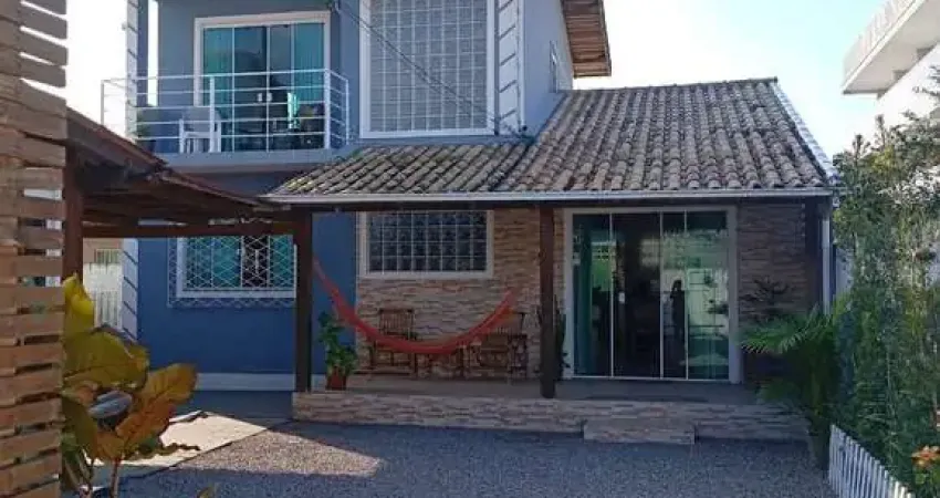 Casa com 3 quartos à venda na Rua João Carlos Espíndola, Barra do Aririú, Palhoça