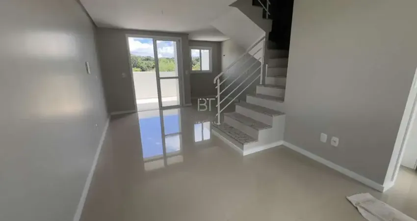 Sobrado no Bairro São Luiz com 2 suítes com 68m2