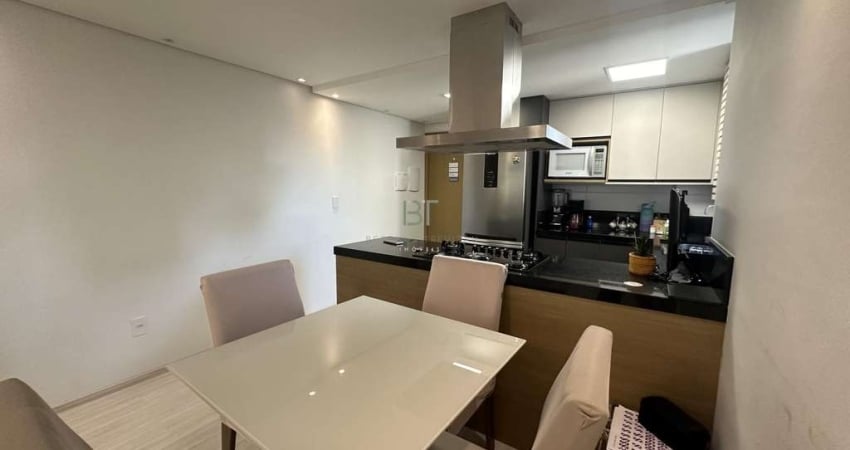 APARTAMENTO SEMIMOBILIADO COM 55 M² PRIVATIVOS NO BAIRRO BELA VISTA