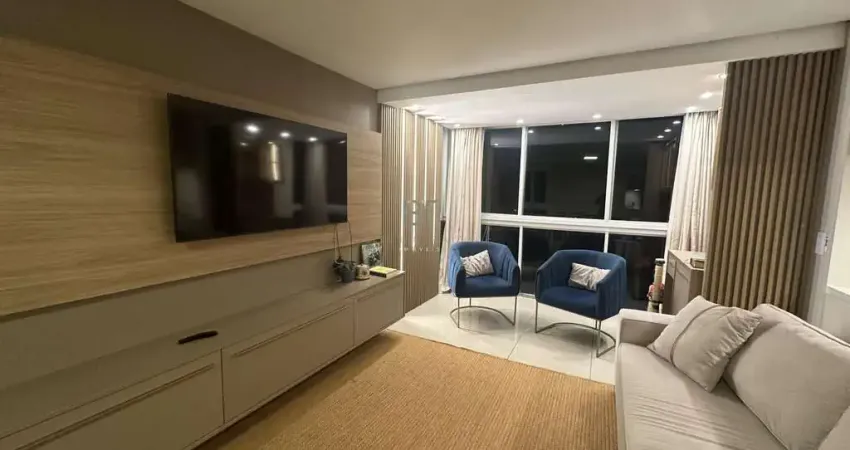 APARTAMENTO SEMIMOBILIADO COM 3 DORMITÓRIOS SENDO 1 SUÍTE E 2 VAGAS NO BAIRRO VI