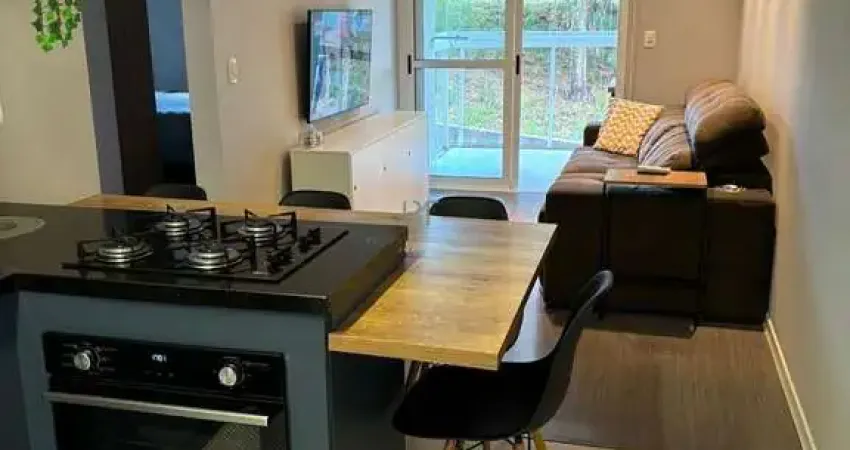 APARTAMENTO SEMIMOBILIADO 2 DORMITÓRIOS E 1 VAGA NO BAIRRO ALTOS DO SEMINÁRIO
