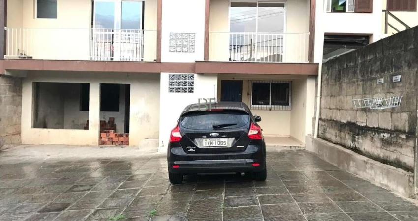 2 CASAS NO  SANTA CORONA  COM  232 m²  E ENTRADA INDIVIDUAL