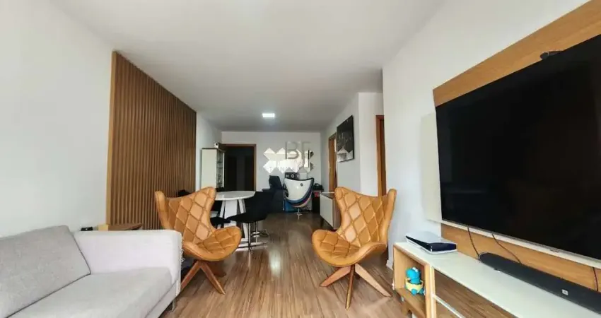 Apartamento semimobiliado 03 domitórios 01 suíte e 02 vagas nobairro madureira
