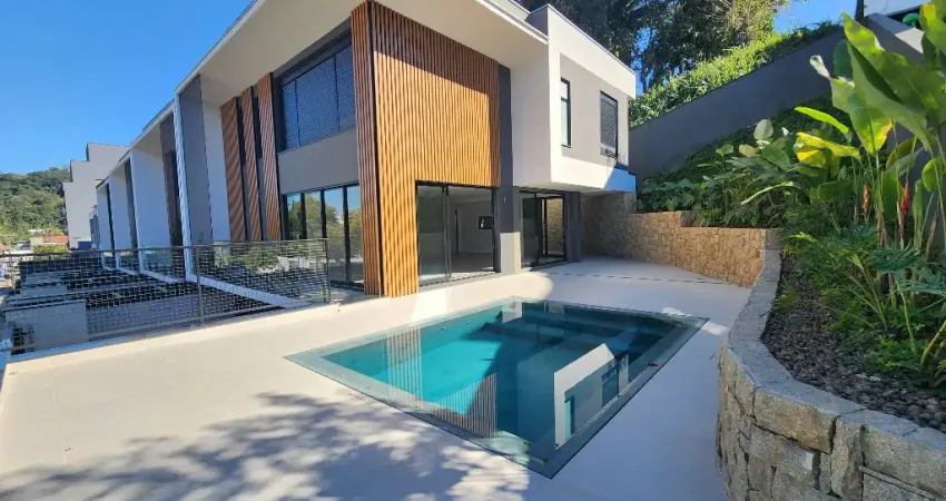 Casa com 3 quartos à venda no América, Joinville 