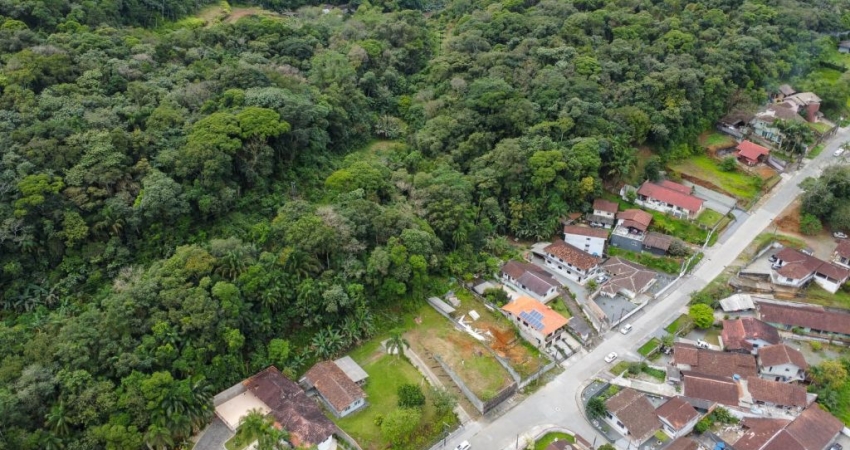 Terreno à venda no Iririú, Joinville 