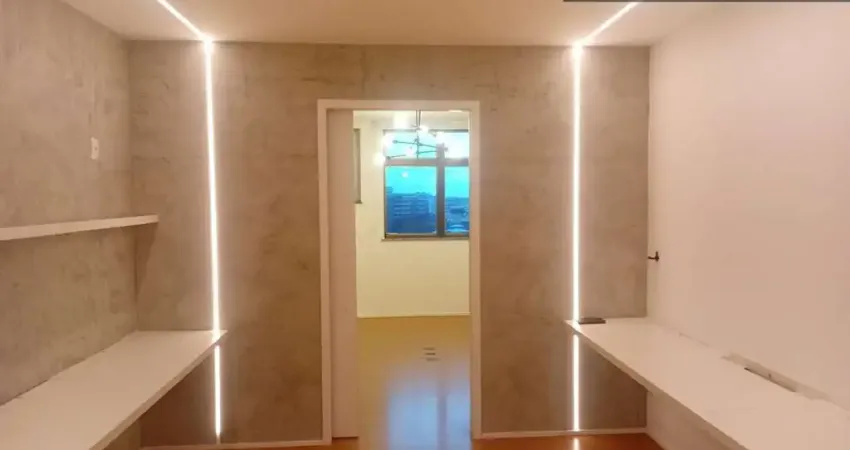 Excelente oportunidade: Sala comercial para locação no Centro de Cabo Frio-RJ - 35m², 2 salas, 1 banheiro, 1 vaga de garagem!