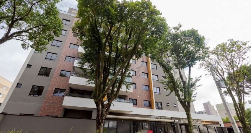 COBERTURA PRONTA PARA MORAR NO ÁGUA VERDE COM 3 DORMITÓRIOS - 2 VAGAS - CHURRASQUEIRA!