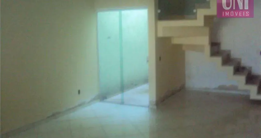 Sobrado com 4 dormitórios à venda, 190 m² por R$ 835.000,00 - Parque das Nações - Santo André/SP