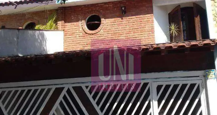 Sobrado com 3 dormitórios à venda, 193 m² por R$ 620.000,00 - Parque Jaçatuba - Santo André/SP