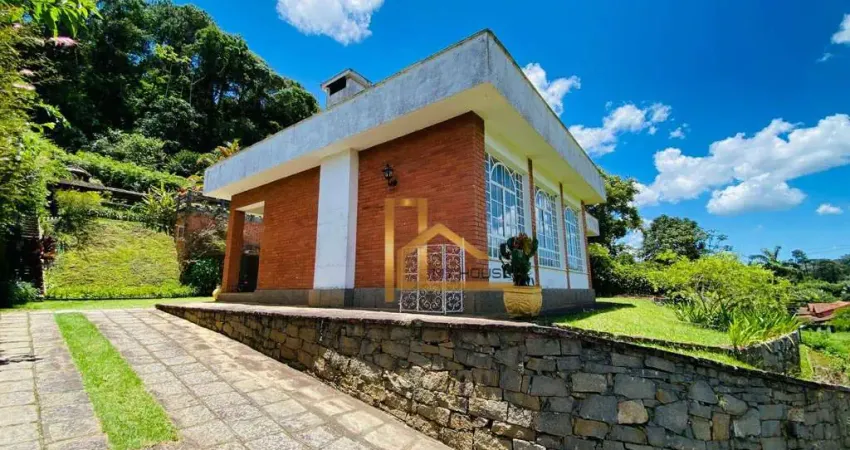 Casa linear com 3 dormitórios 2 suítes à venda, 284 m² com lazer privativo - albuquerque - teresópolis/rj