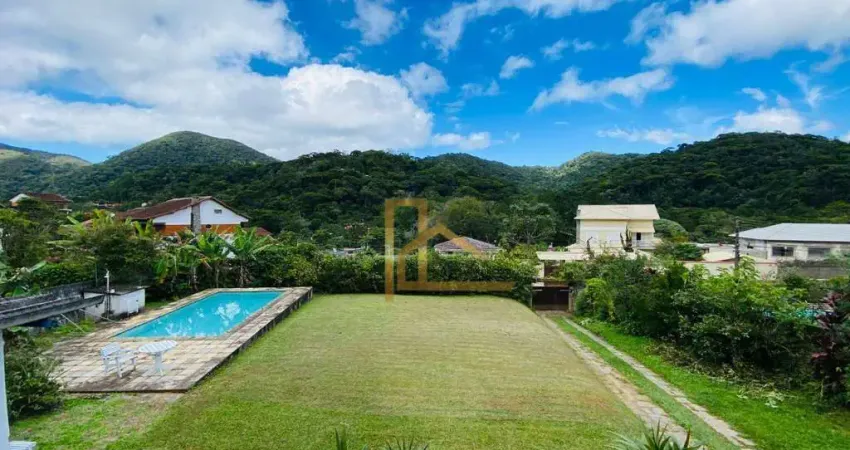 Casa com 3 dormitórios sendo 2 suítes à venda, 161 m² Carlos Guinle - Teresópolis/RJ