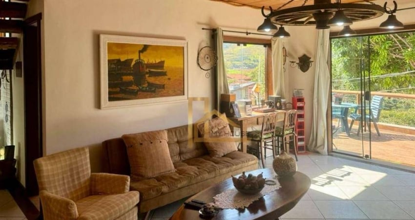 Casa em Condomínio no Estilo Casa de Campo com Vista para as Montanhas,  3 Quartos em Vargem Grande , Teresópolis-RJ