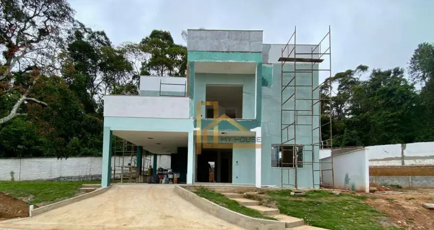 Casa 4 suítes em codomínio no parque do imbuí em teresópolis (disponível a partir de dezembro 2025)