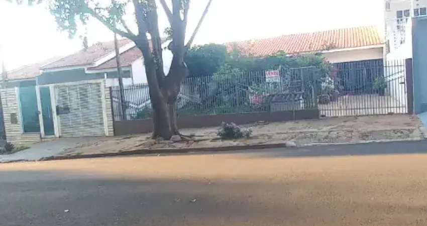 Casa de alvenaria c terreno c area 300m2 bairro jardim copacabana.