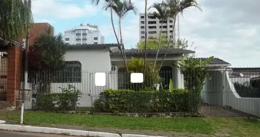 Casa com 3 quartos à venda no Centro, Esteio 