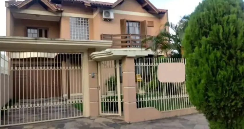 Casa com 3 quartos à venda no Centro, Esteio 