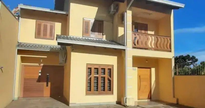 Excelente sobrado de 314m² em localização privilegiada, no centro de esteio.